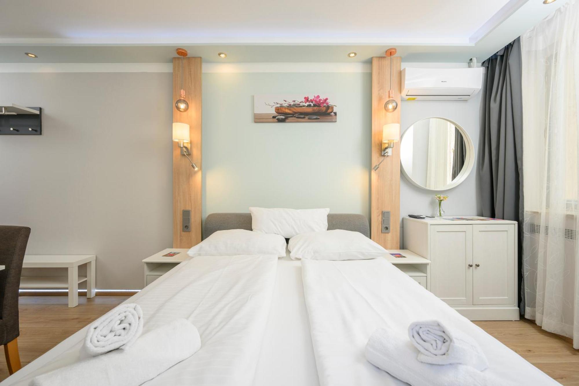 Palais Palffy Apartments Bécs Kültér fotó