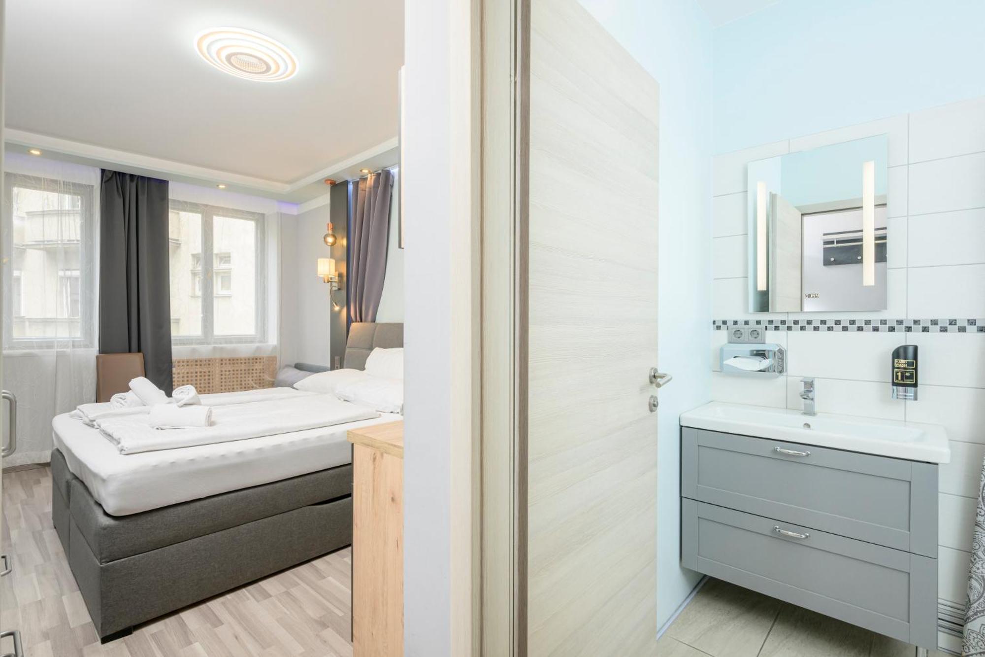 Palais Palffy Apartments Bécs Kültér fotó