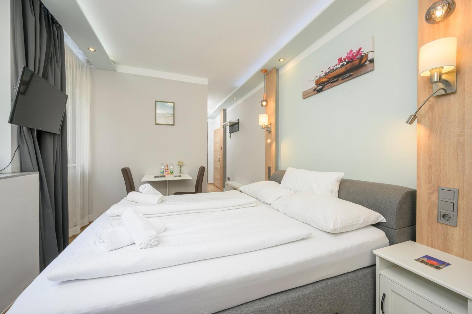 Palais Palffy Apartments Bécs Kültér fotó